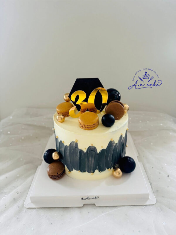 Cake for him 9